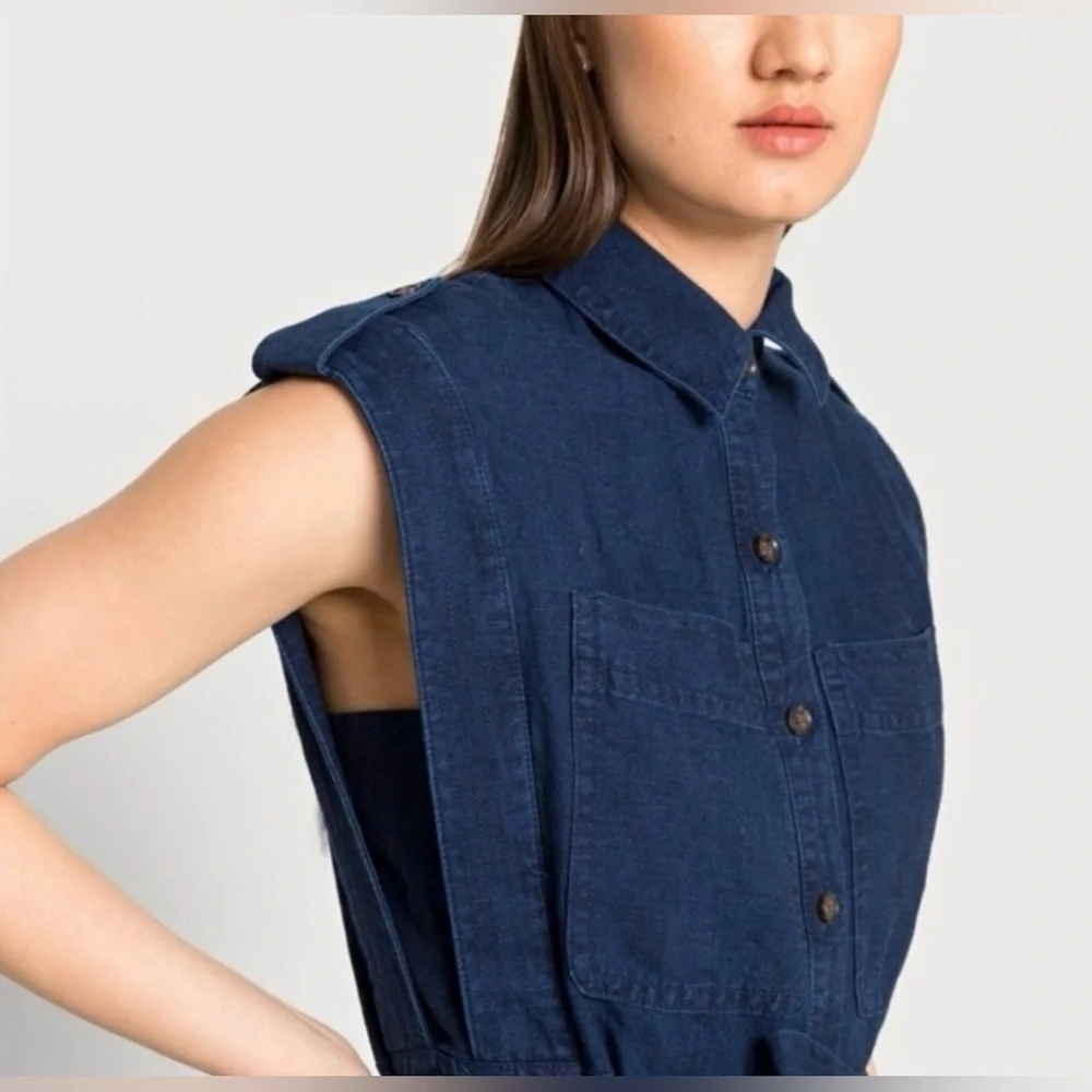 Banana Republic Indigo Utility Jumpsuit in a dark indigo blue denim XS, like new